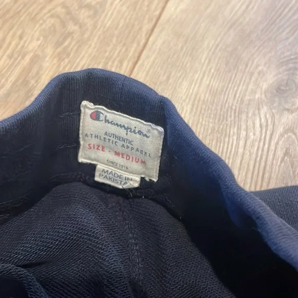 2 Pair Champion joggers. - Picture 5 of 7